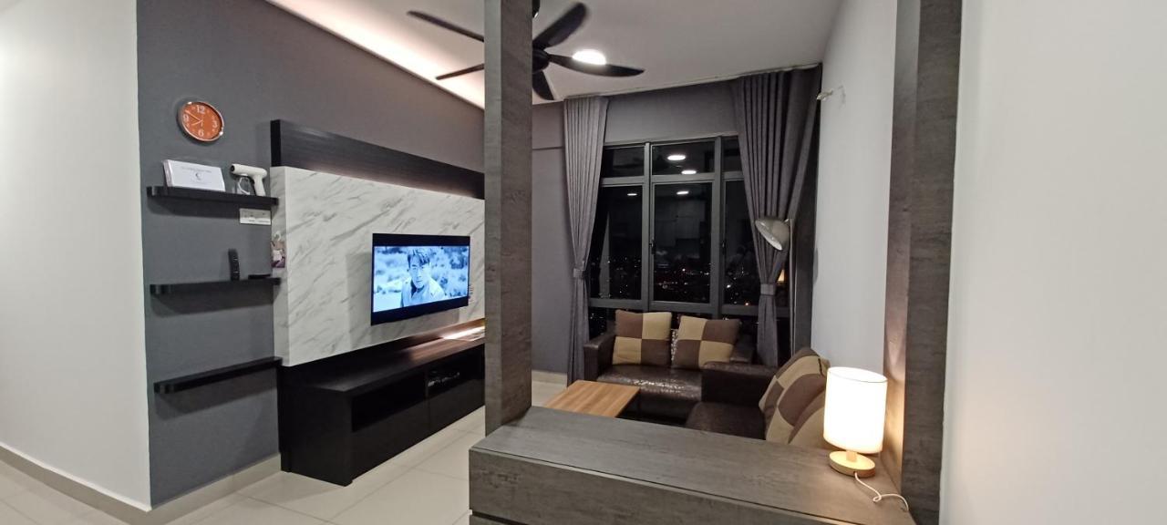 Modern Lifestyle Arc Austin Hills Apartment Джохор Бахру Екстериор снимка