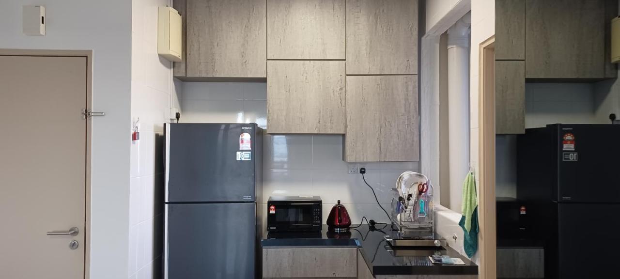 Modern Lifestyle Arc Austin Hills Apartment Джохор Бахру Екстериор снимка